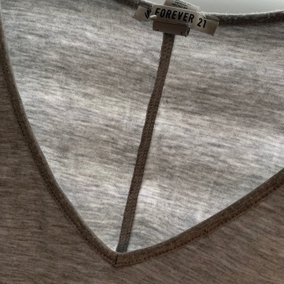 Cropped tee - Picture 2 of 3